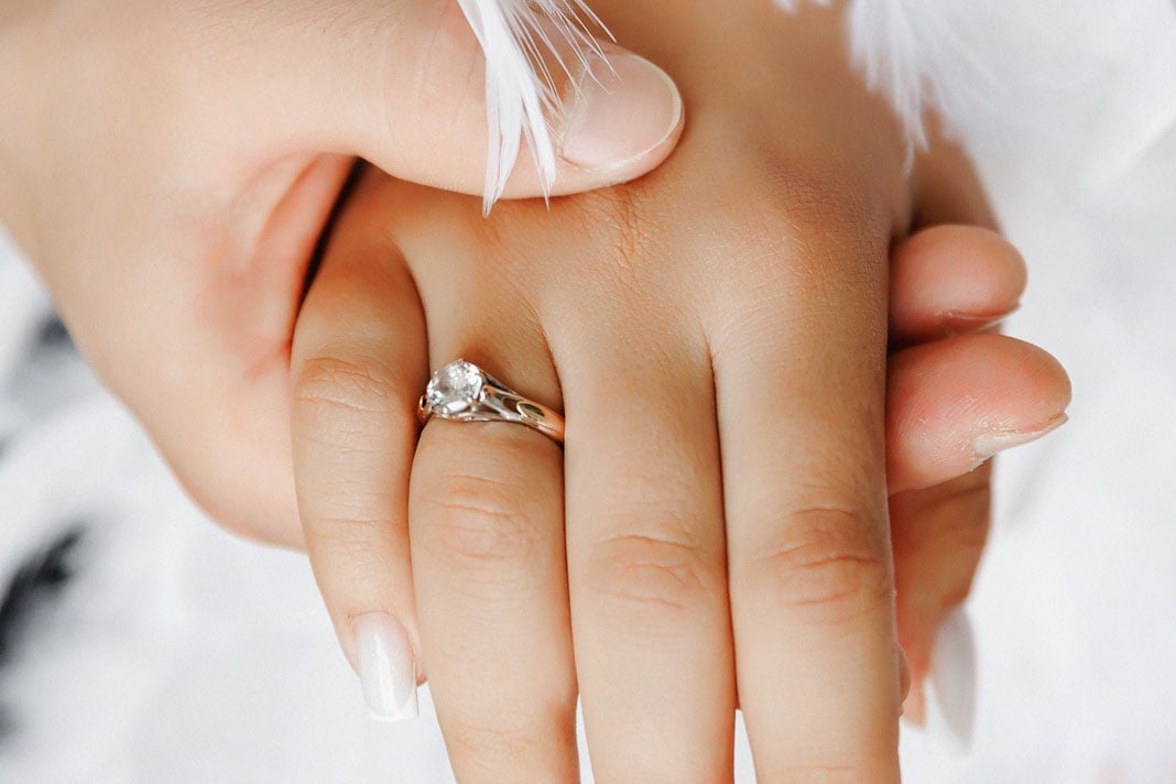 groom-and-brides-hands-with-rings-closeup-view-wedding-ring-wrw